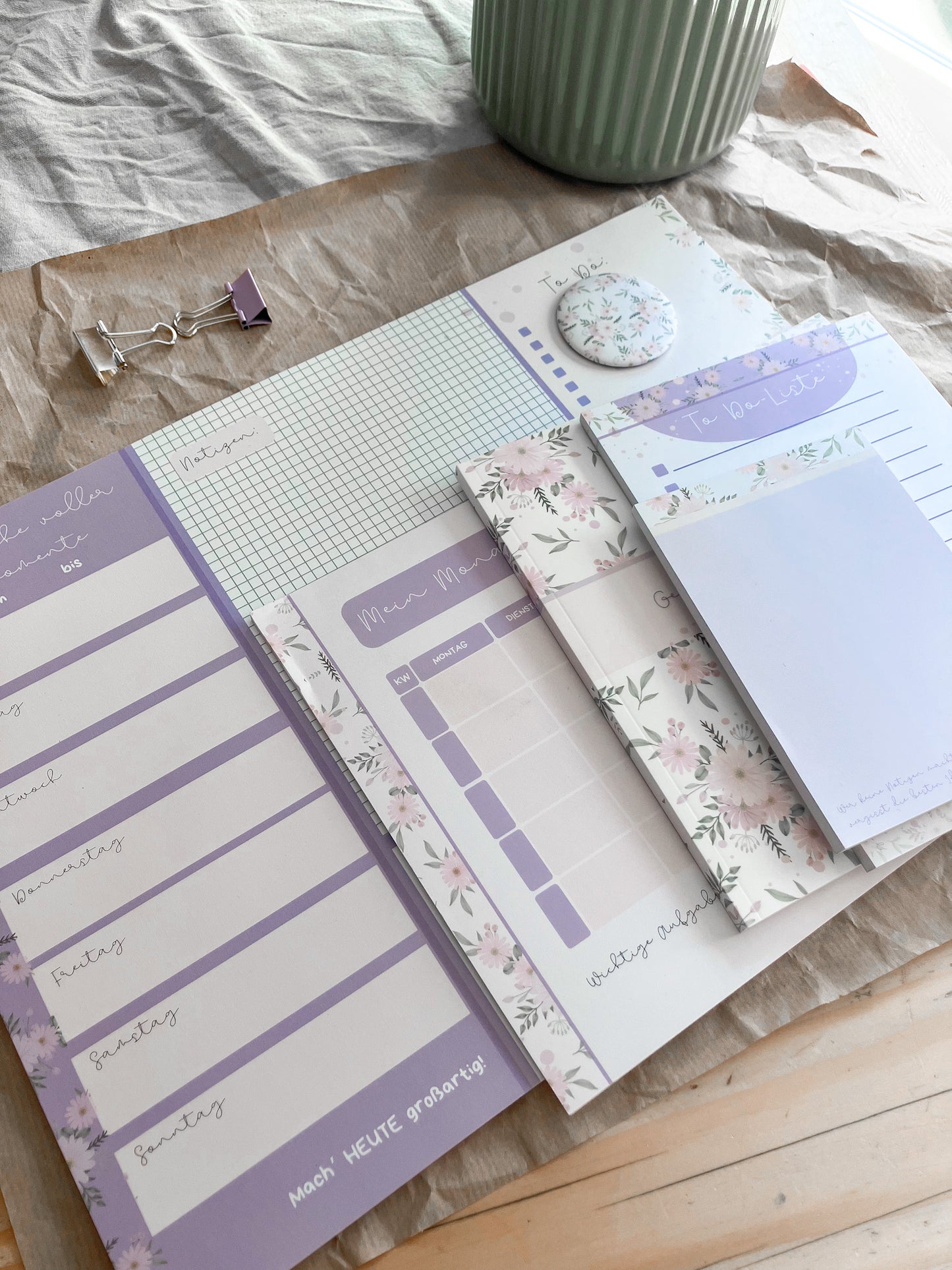 Lieblingsset – Schreibtischunterlage, Notizbuch & Planer mit Blumen-Design